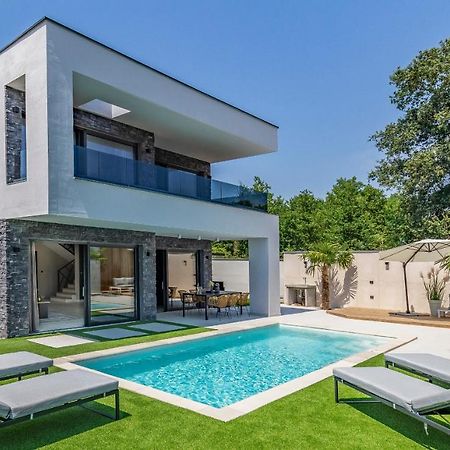 Superb Design Villa Медулин Екстериор снимка